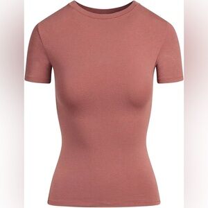 SKIMS NWT Cotton Jersey T-Shirt in Color Redwood; Size XS